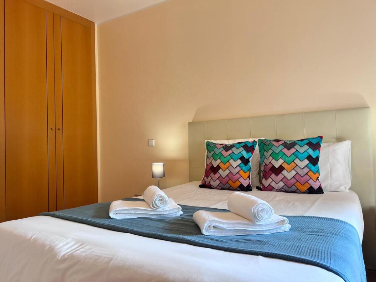 Armacao De Pera Ocean Terrace With Pool By Homing Apartment Luaran gambar